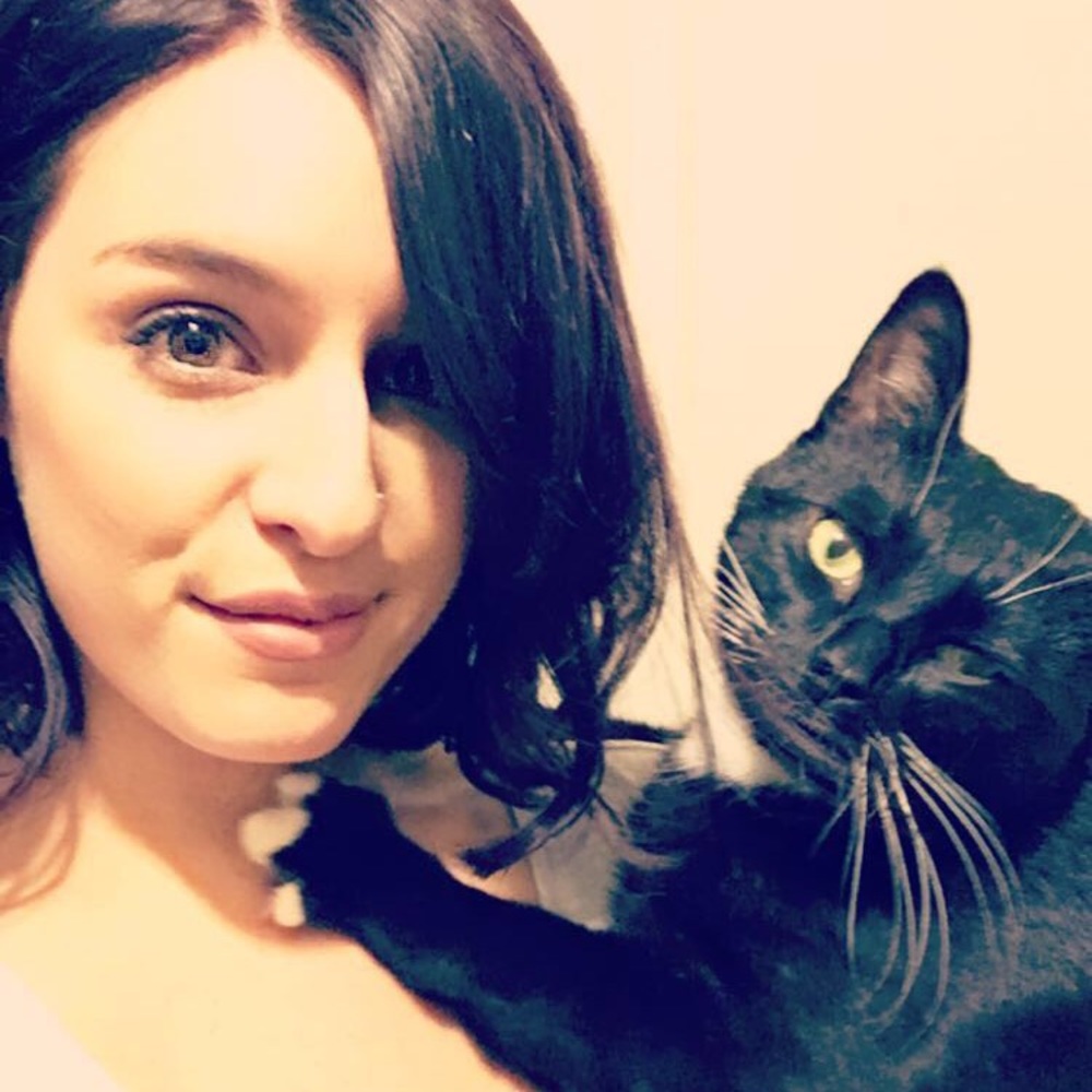 Meet your Posher, Maria